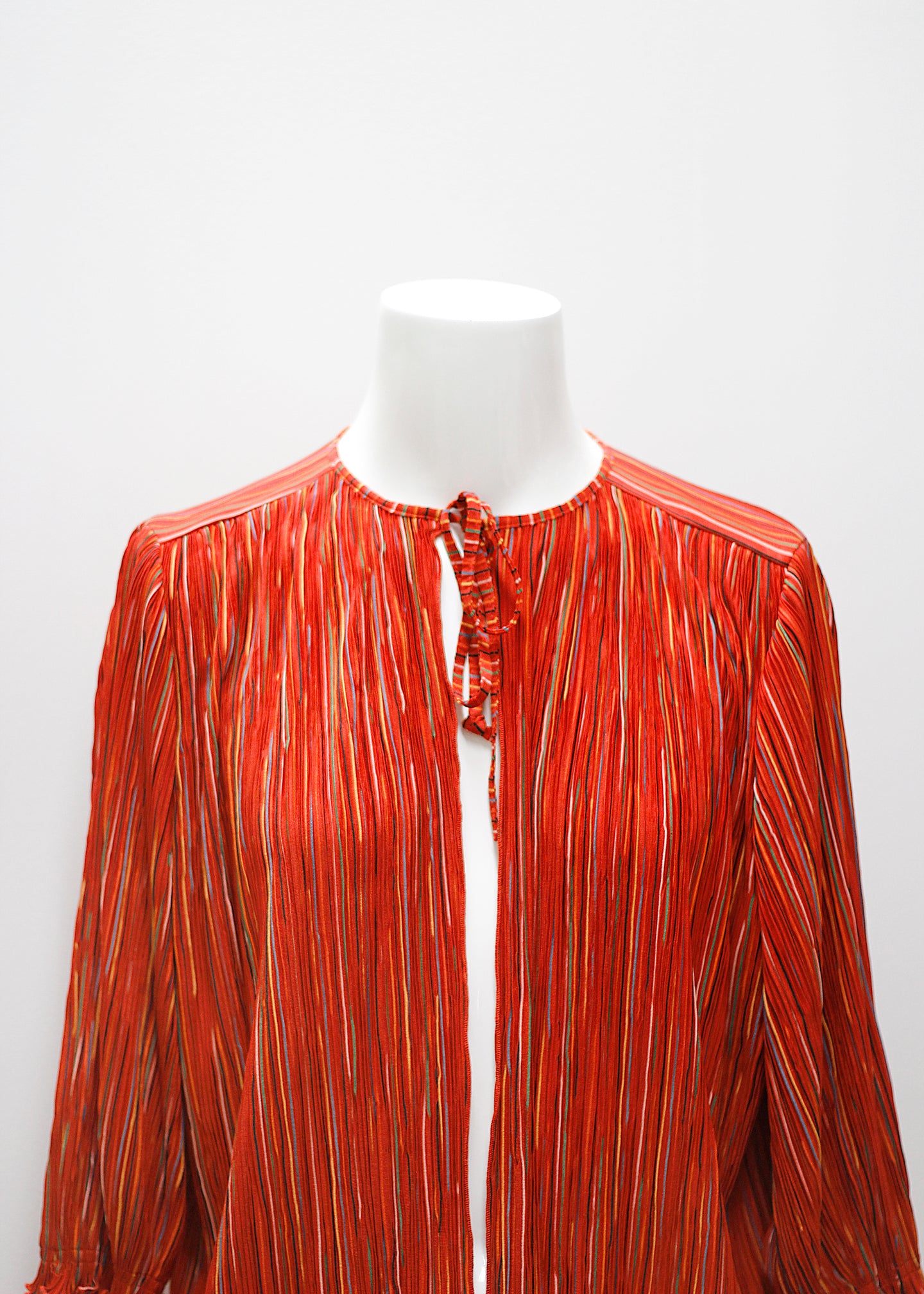 PLEATED VINTAGE BLOUSE