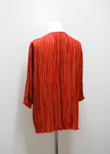 Load image into Gallery viewer, PLEATED VINTAGE BLOUSE
