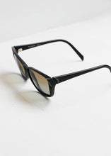 Load image into Gallery viewer, POLAROID BLACK VINTAGE SUNGLASSES
