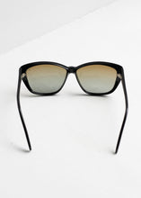 Load image into Gallery viewer, POLAROID BLACK VINTAGE SUNGLASSES
