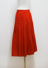 Load image into Gallery viewer, RED PLEATED VINTAGE SKIRT, WOOL
