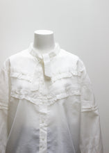 Load image into Gallery viewer, VINTAGE SHIRT WITH FRONT RUFFLES
