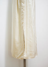 Load image into Gallery viewer, VINTAGE SILK SKIRT
