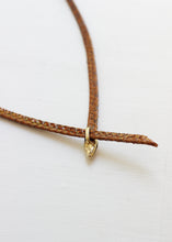 Load image into Gallery viewer, VINTAGE SNAKE SKIN BELT
