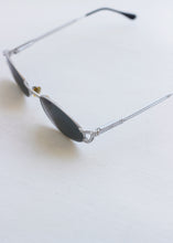 Load image into Gallery viewer, VOGUE VINTAGE SUNGLASSES
