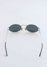 Load image into Gallery viewer, VOGUE VINTAGE SUNGLASSES
