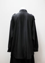 Load image into Gallery viewer, VINTAGE SHIRT WITH POCKETS

