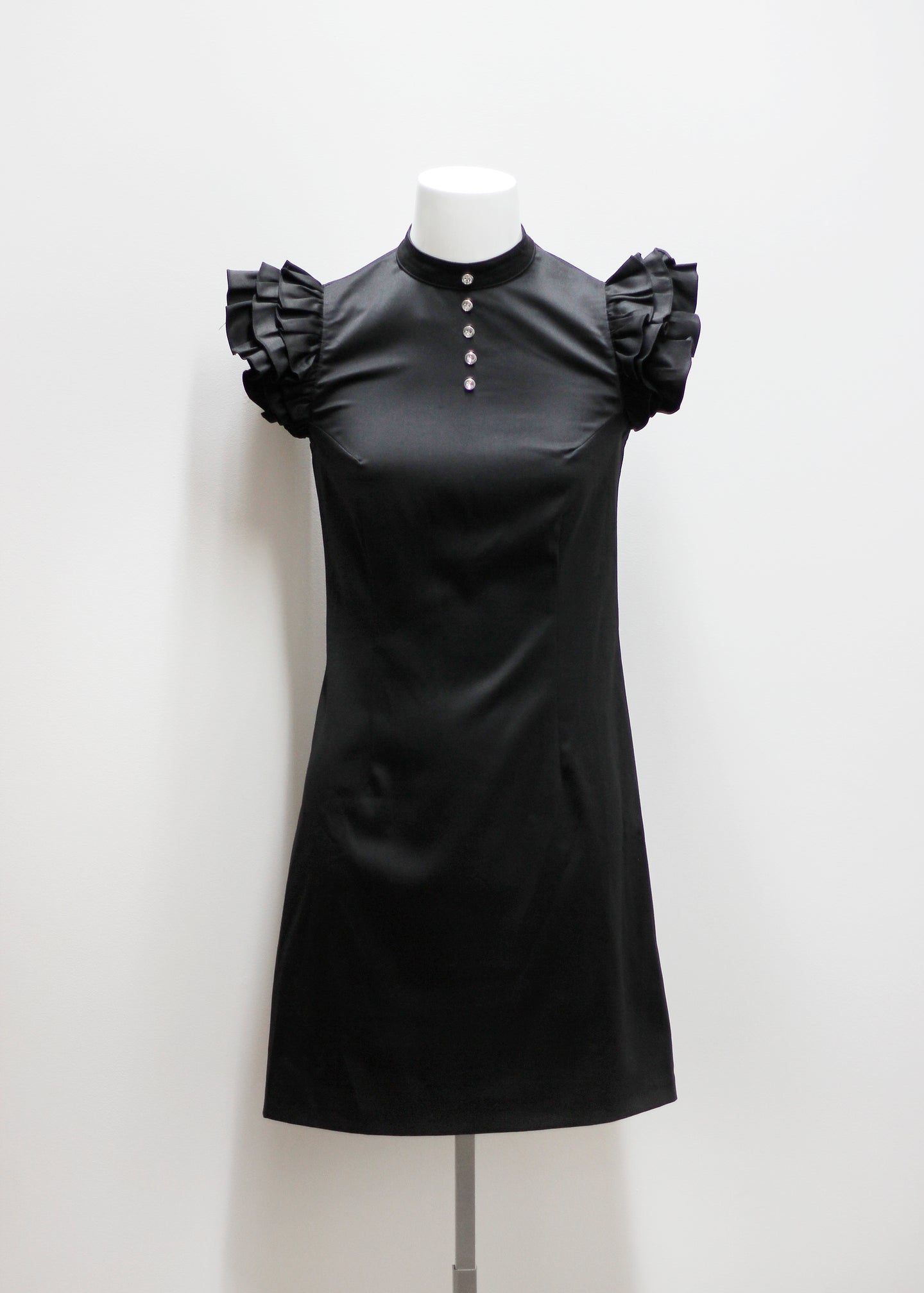 VINTAGE DRESS WITH RUFFLES