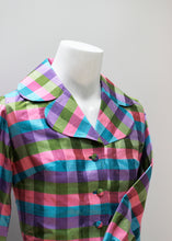 Load image into Gallery viewer, VINTAGE SILK BLAZER
