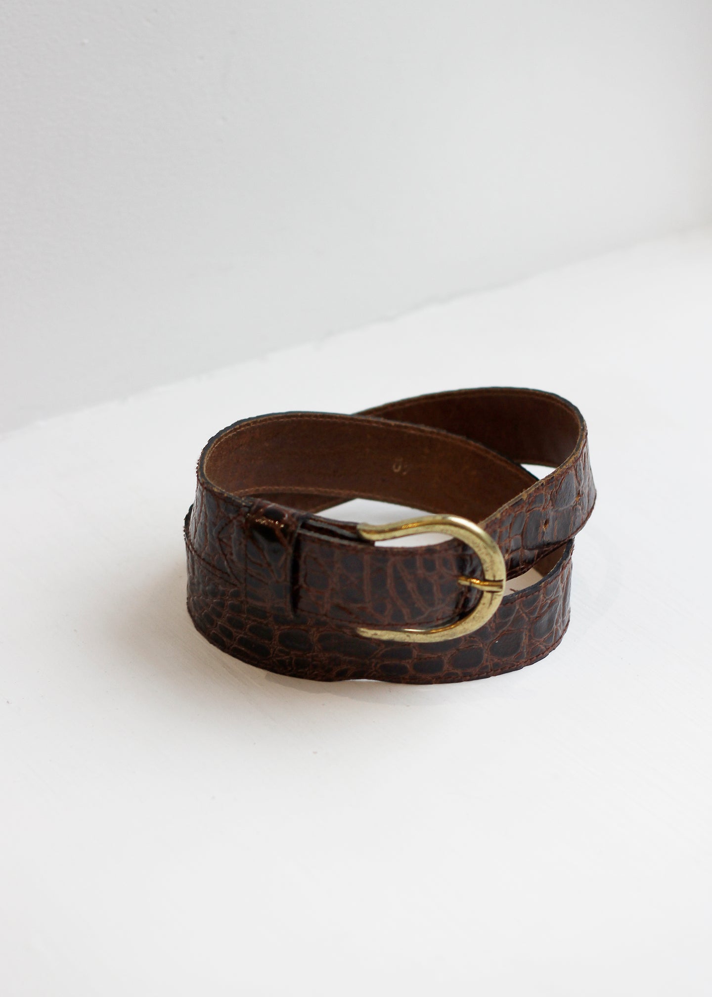BROWN CROCODILE SKIN LEATHER BELT