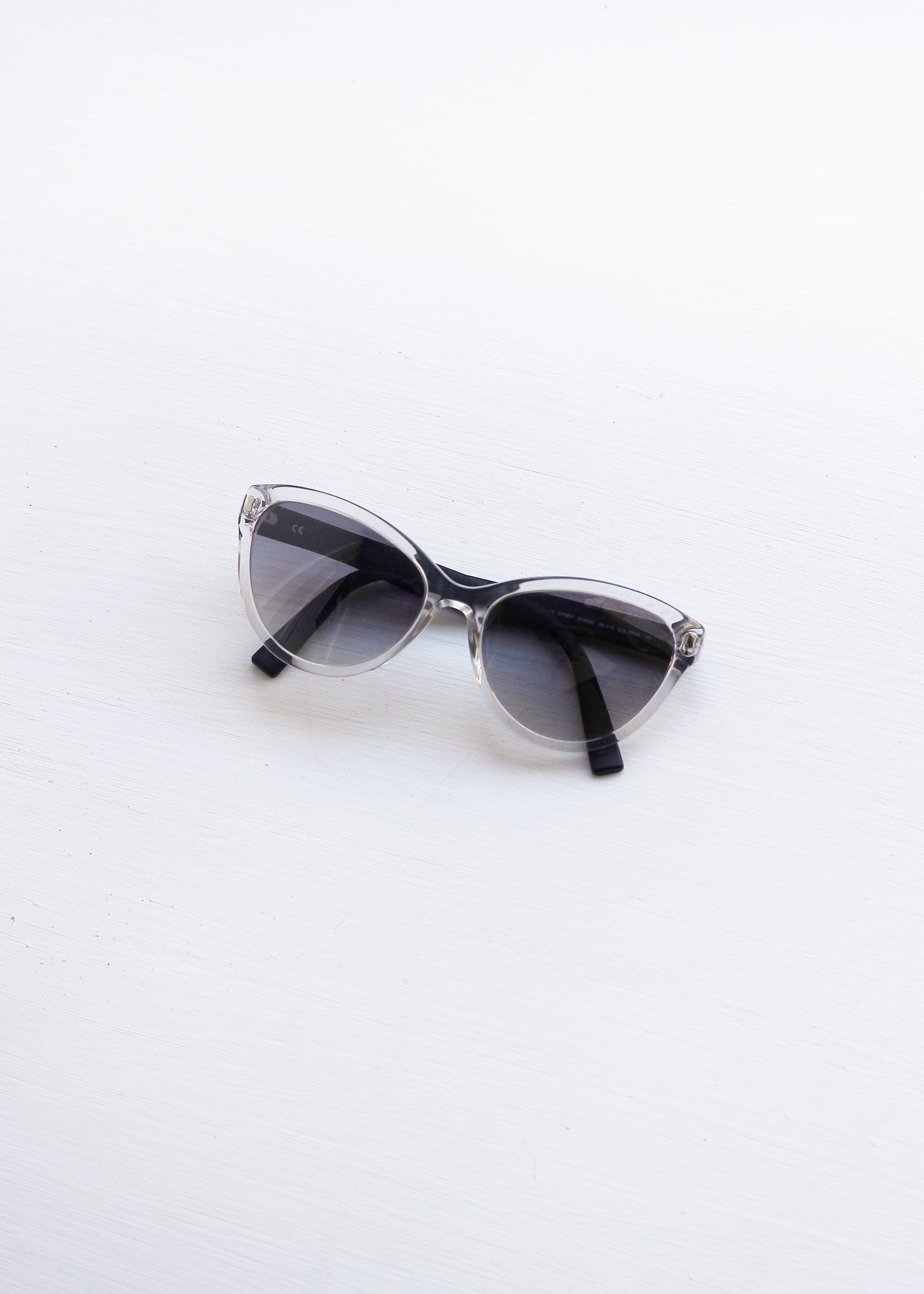 FURLA CAT EYE SUNGLASSES