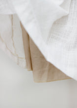 Load image into Gallery viewer, VINTAGE LINEN SKIRT
