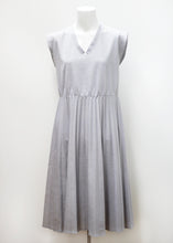 Load image into Gallery viewer, VINTAGE DRESS WITH PLEATED HEM
