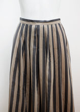 Load image into Gallery viewer, STRIPED VINTAGE SKIRT
