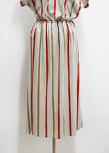 Load image into Gallery viewer, STRIPED VINTAGE SKIRT
