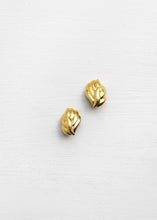 Load image into Gallery viewer, WING SHAPED VINTAGE CLIP ON EARRINGS
