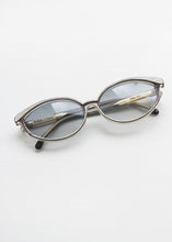 Lataa kuva Galleria-katseluun, YVES SAINT LAURENT CAT EYE AURINKOLASIT, 80-LUKU
